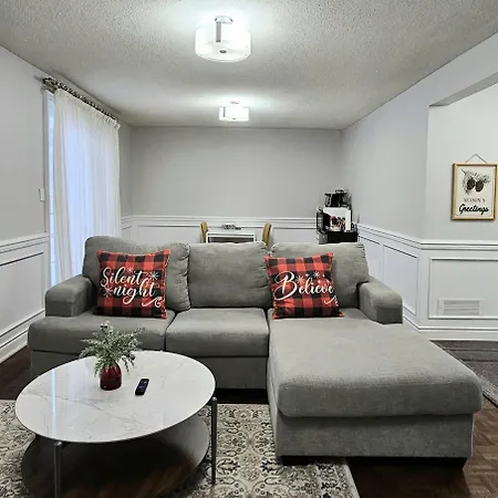 A Home Away Toronto Extérieur photo